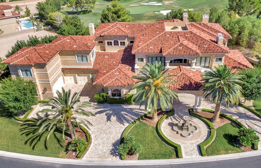Drone-photo-of-Las-Vegas-home-golf-course-8 Drone real estate photo of a Las Vegas home on a golf course