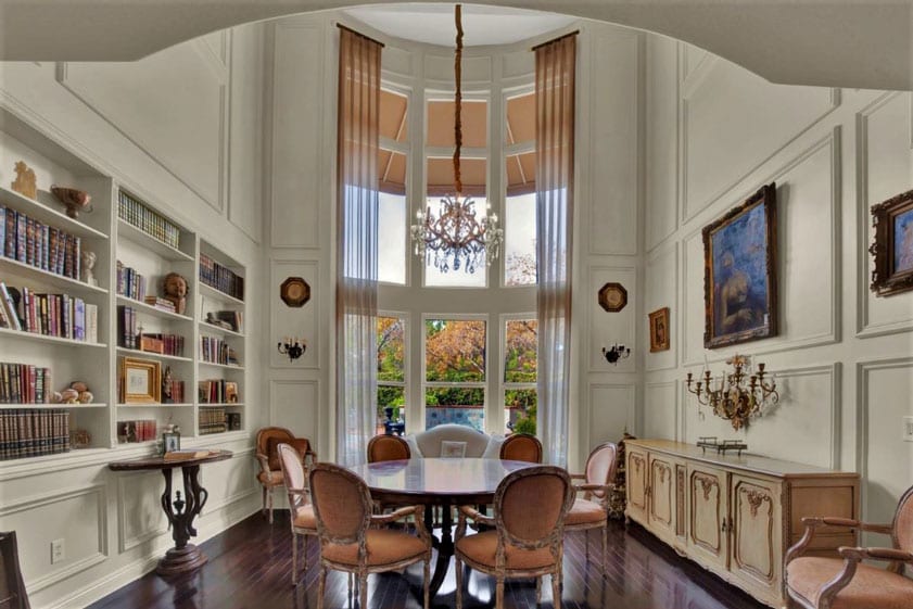 High-end-dining-room-Las-Vegas-2 Formal dining room with high ceilings and chandelier